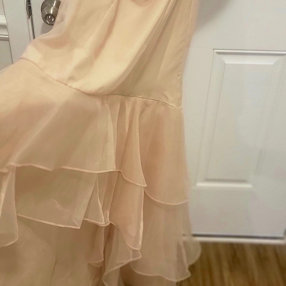 Elegant Cream Ruffled Skirt - Picture 6 of 7